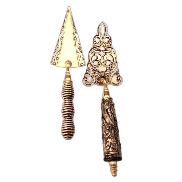 Set of Two Vintage Mini Spanish Damascene Pie Servers - Picture 5 of 7